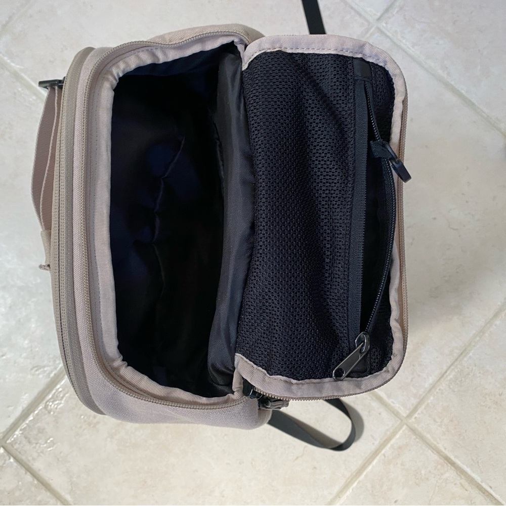 DB Bags Ramverk Backpack 21L - Picture 3 of 5